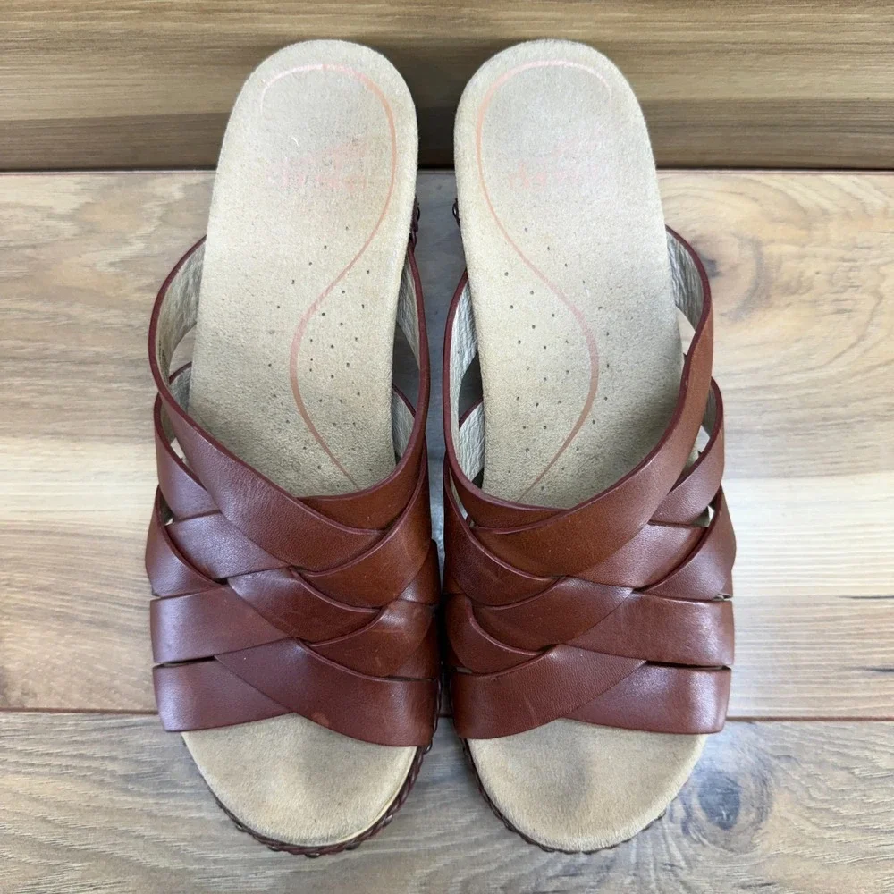 Dansko Tory Sandals Womens 8 EU 38 Brown Leather Weave Woven Studded Braide Heel